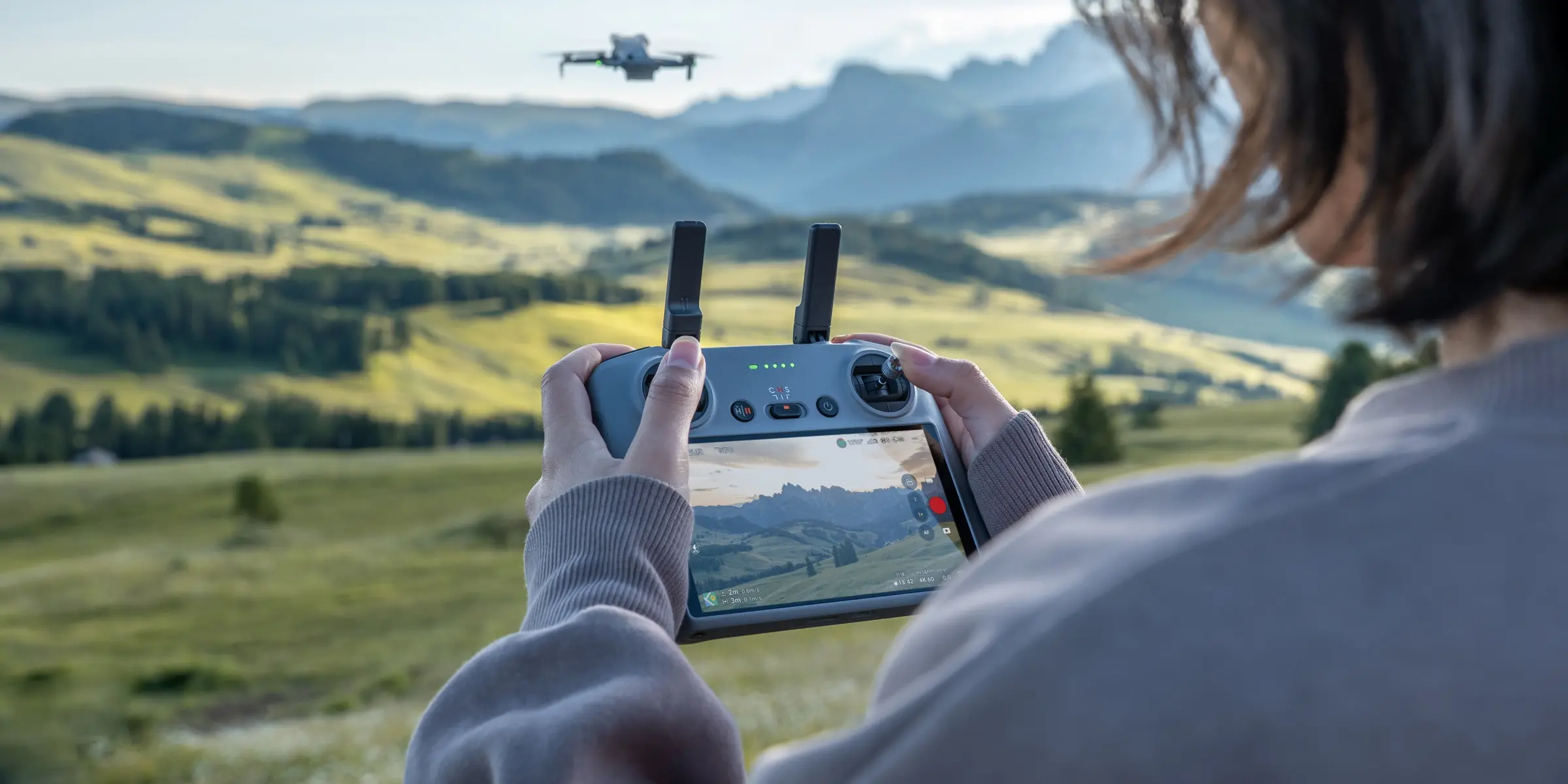 DJI Mini 5 Pro 一英寸大底全能迷你航拍机